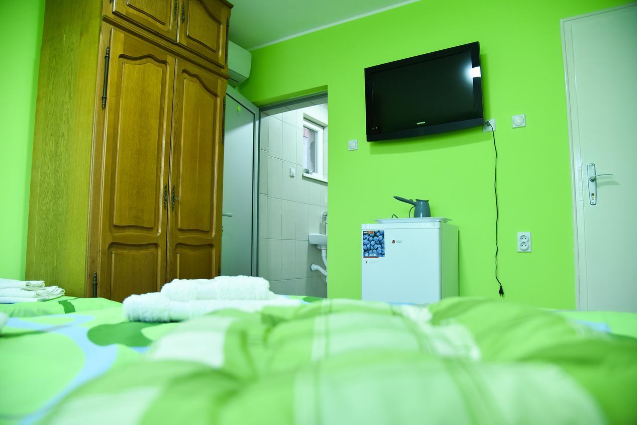 Prenociste Pilot Hotel Ni Exterior foto